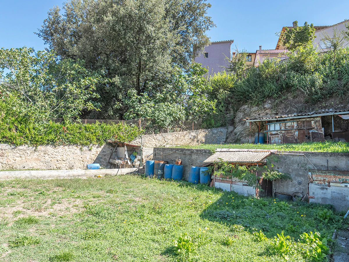 4226 - House in the urban center in the Vall d'en Bas