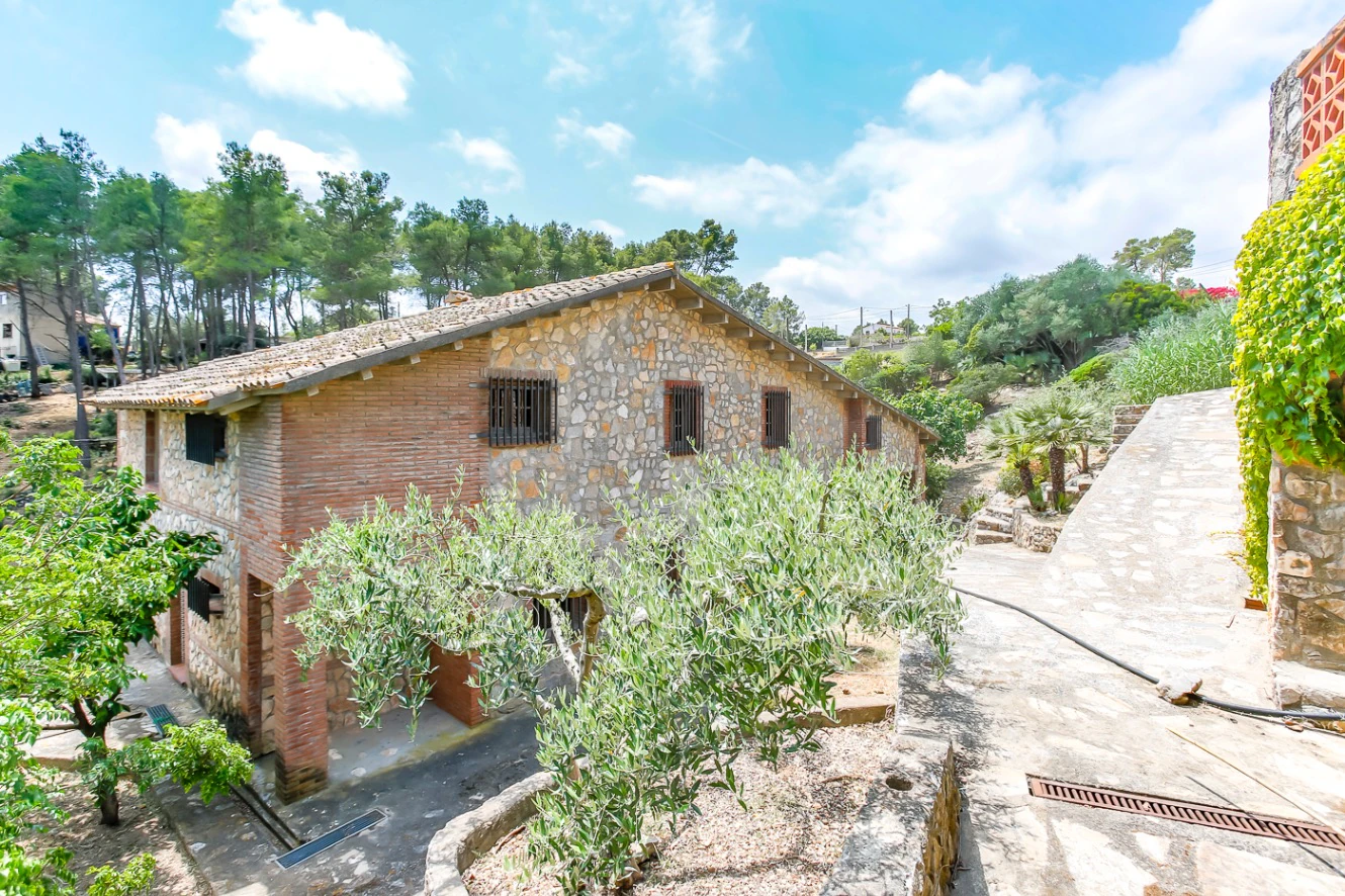 7329 - Casa de campo en venta en Avinyonet del Penedés