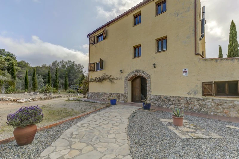 Masía en venta en la Bisbal del Penedés