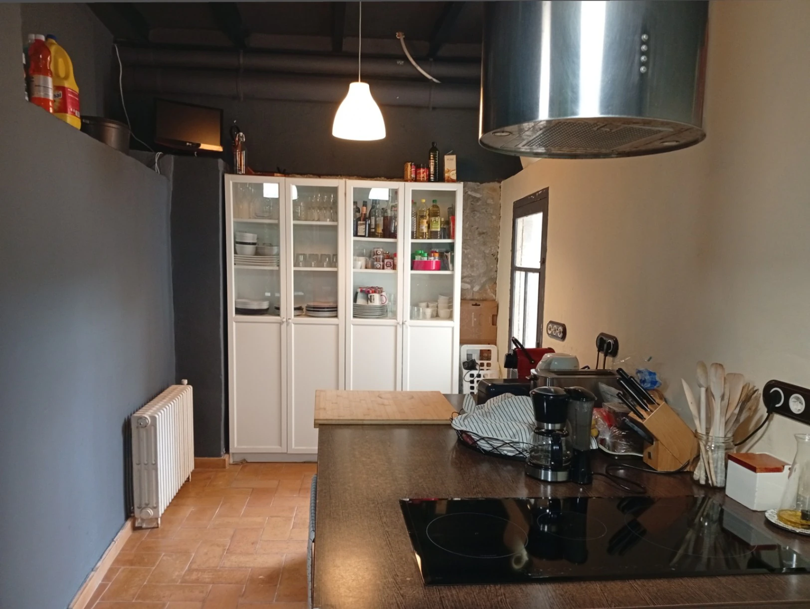 6724 - Casa de pueblo en el casco antiguo de Tortellà