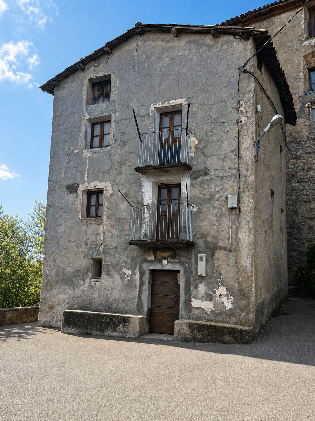 9352 - Casa de pueblo con vista de ensueño en el pueblo de Perves.