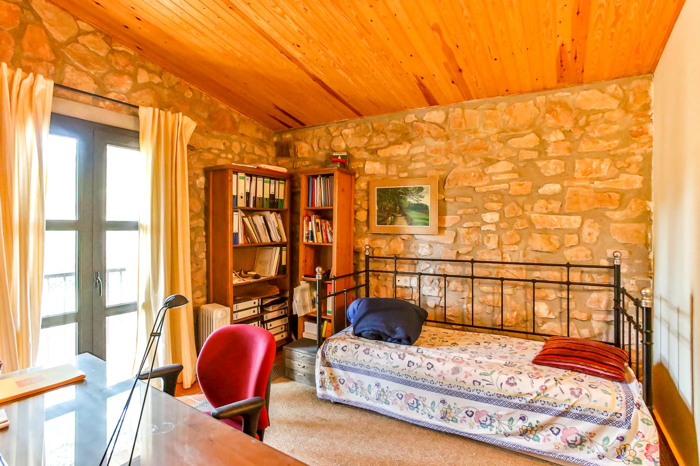 Preciosa masía restaurada con apartamento de invitados