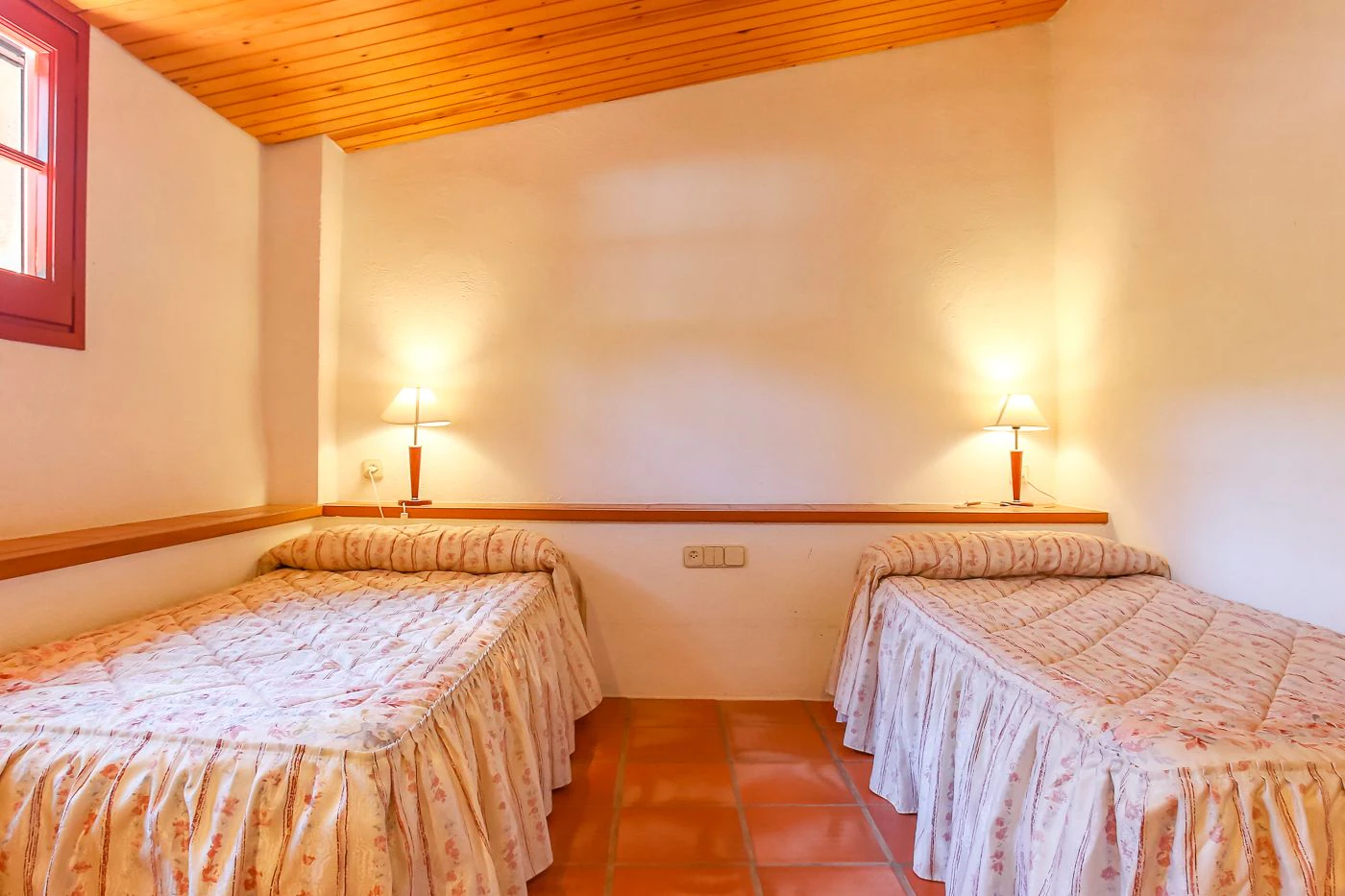 Masía con licencia turística en venta