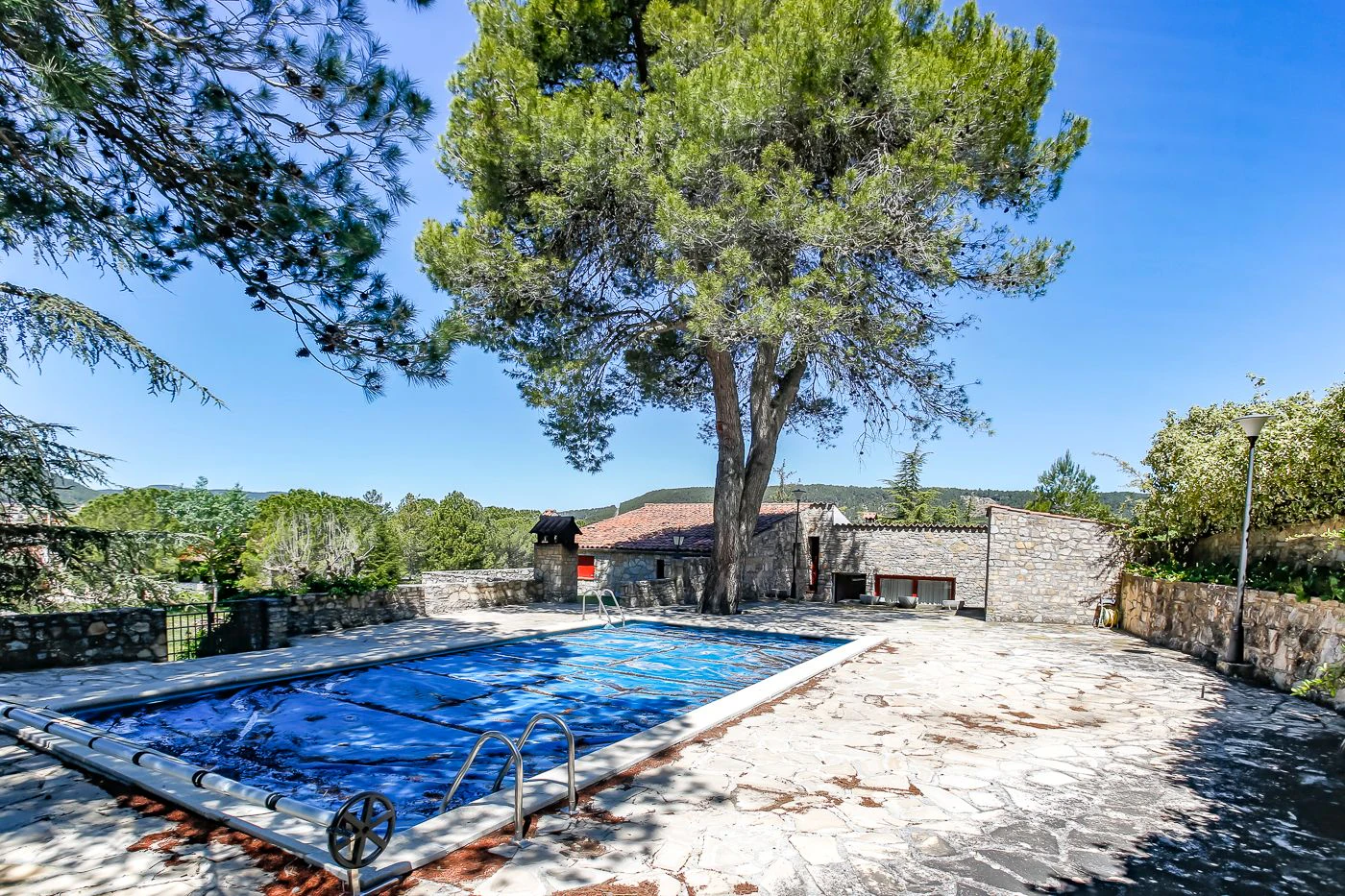 Masía con licencia turística en venta