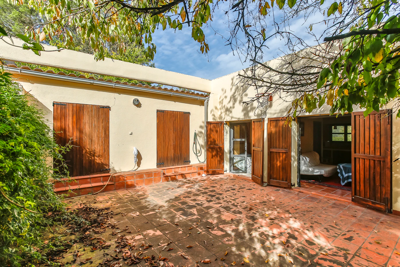 Preciosa masía restaurada con apartamento de invitados