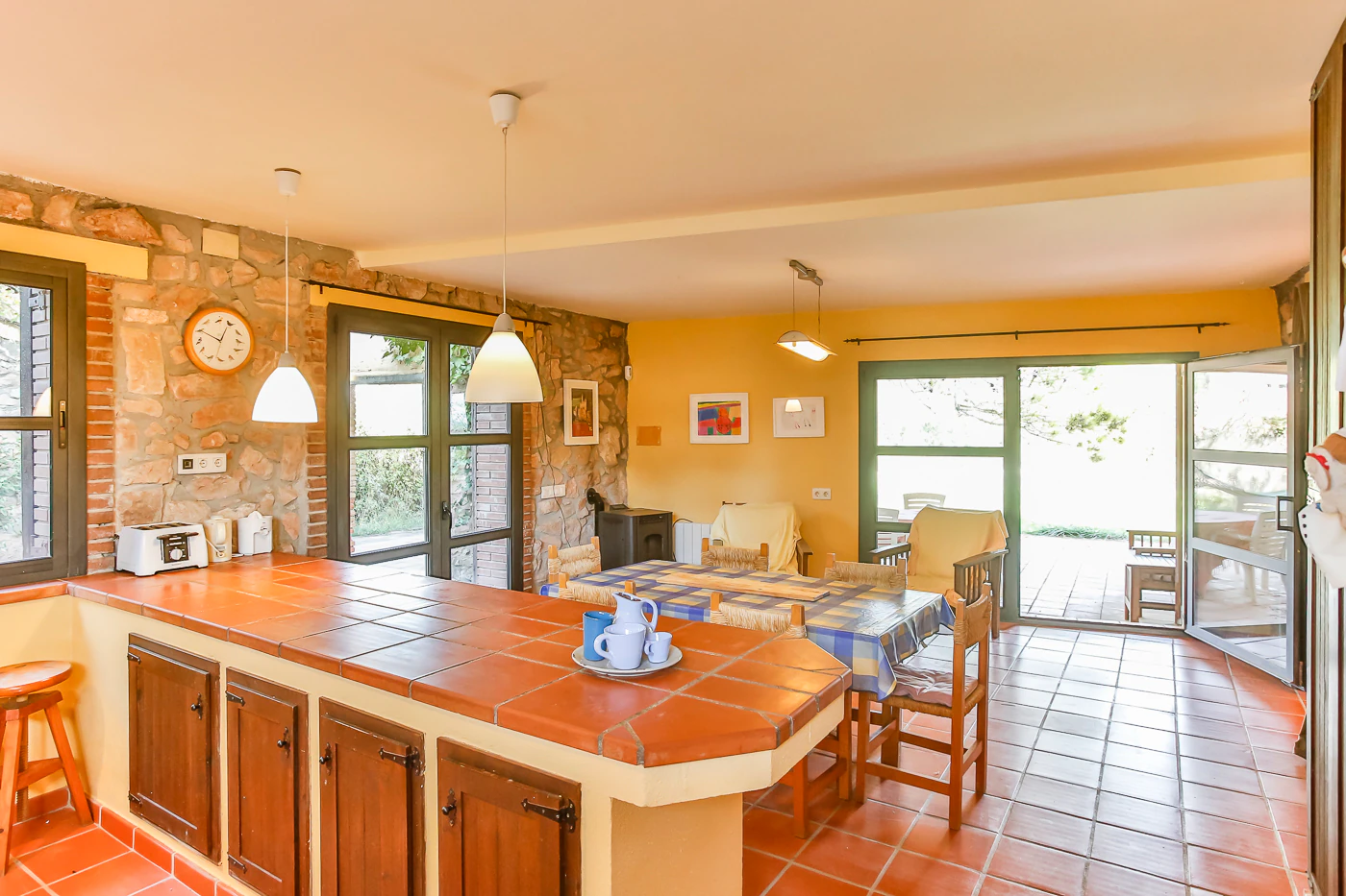 Preciosa masía restaurada con apartamento de invitados