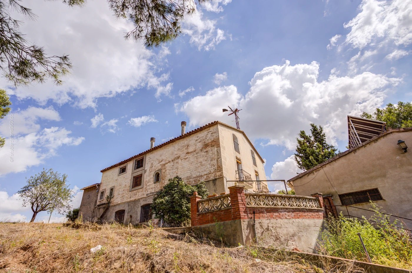 Masía en venta en Cabrera de Noia