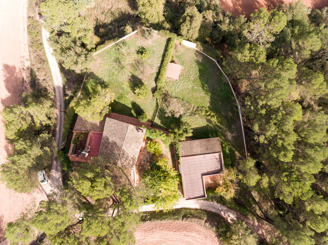 Preciosa masía restaurada con apartamento de invitados