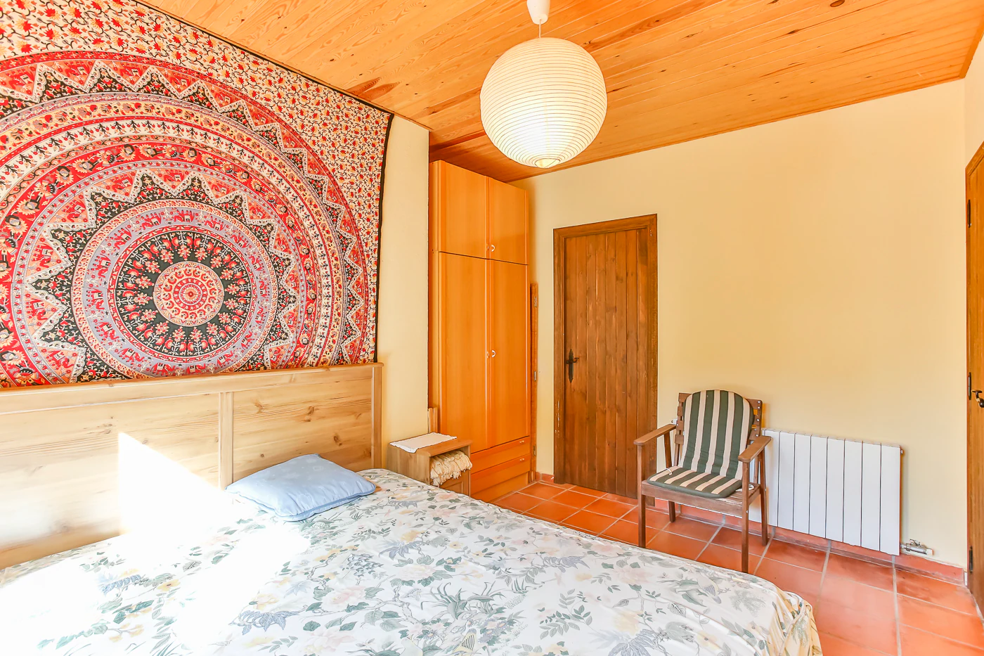 Preciosa masía restaurada con apartamento de invitados