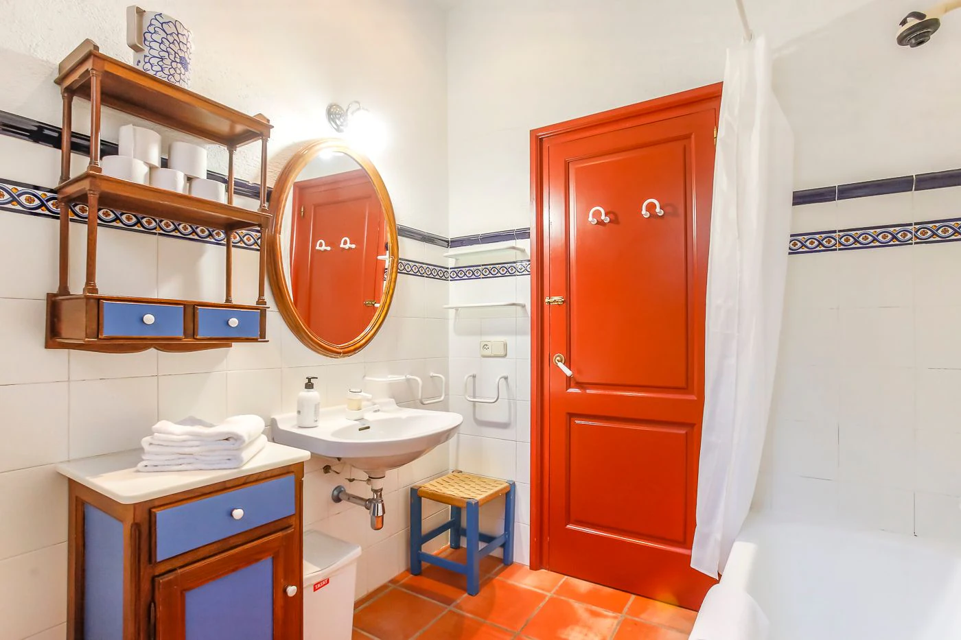 Masía con licencia turística en venta