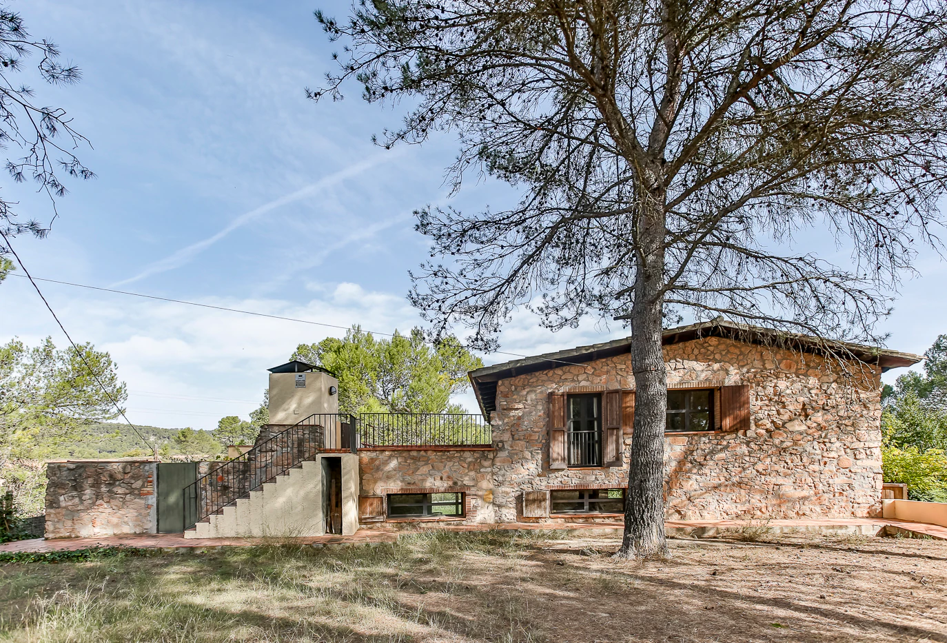 Preciosa masía restaurada con apartamento de invitados