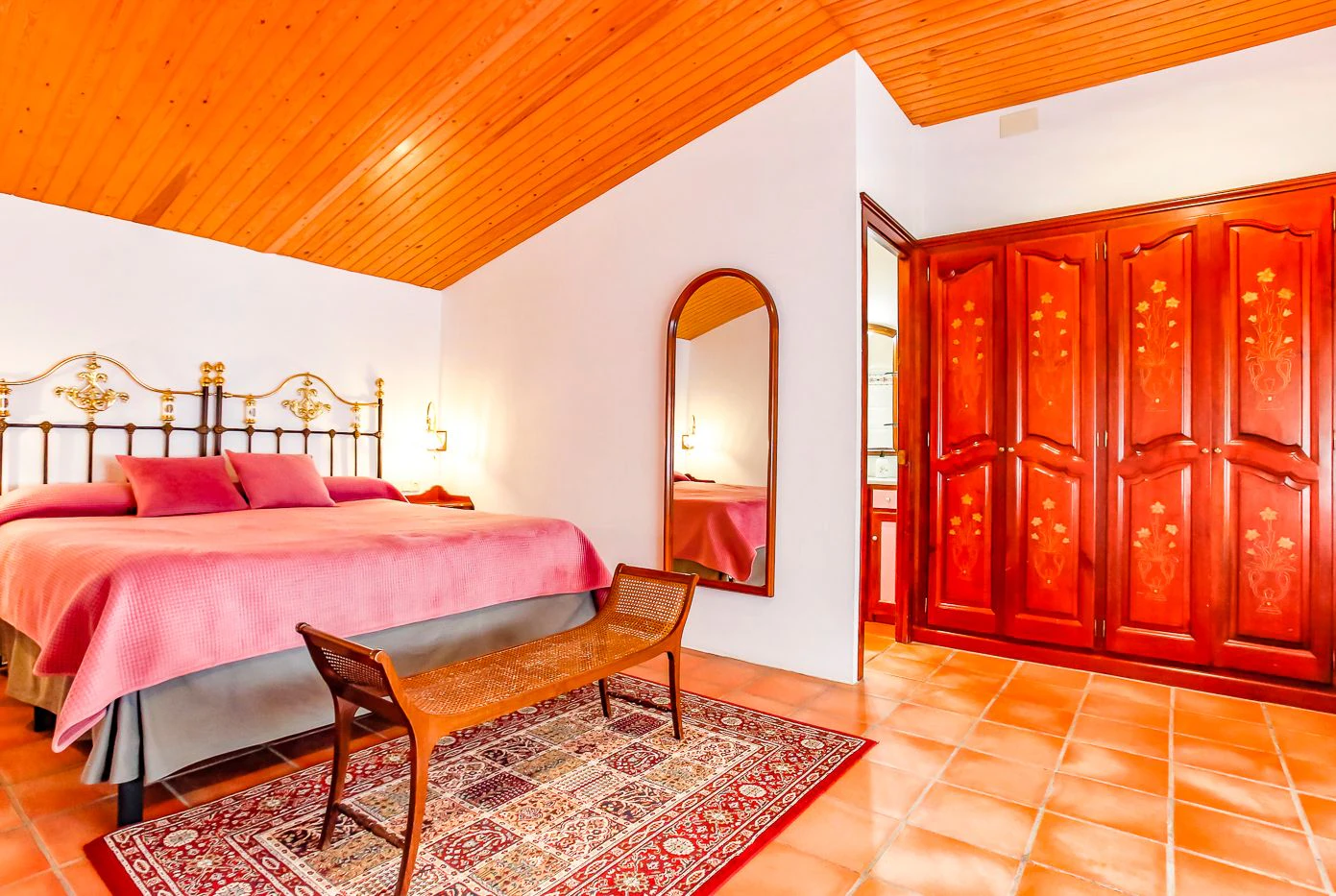 Masía con licencia turística en venta
