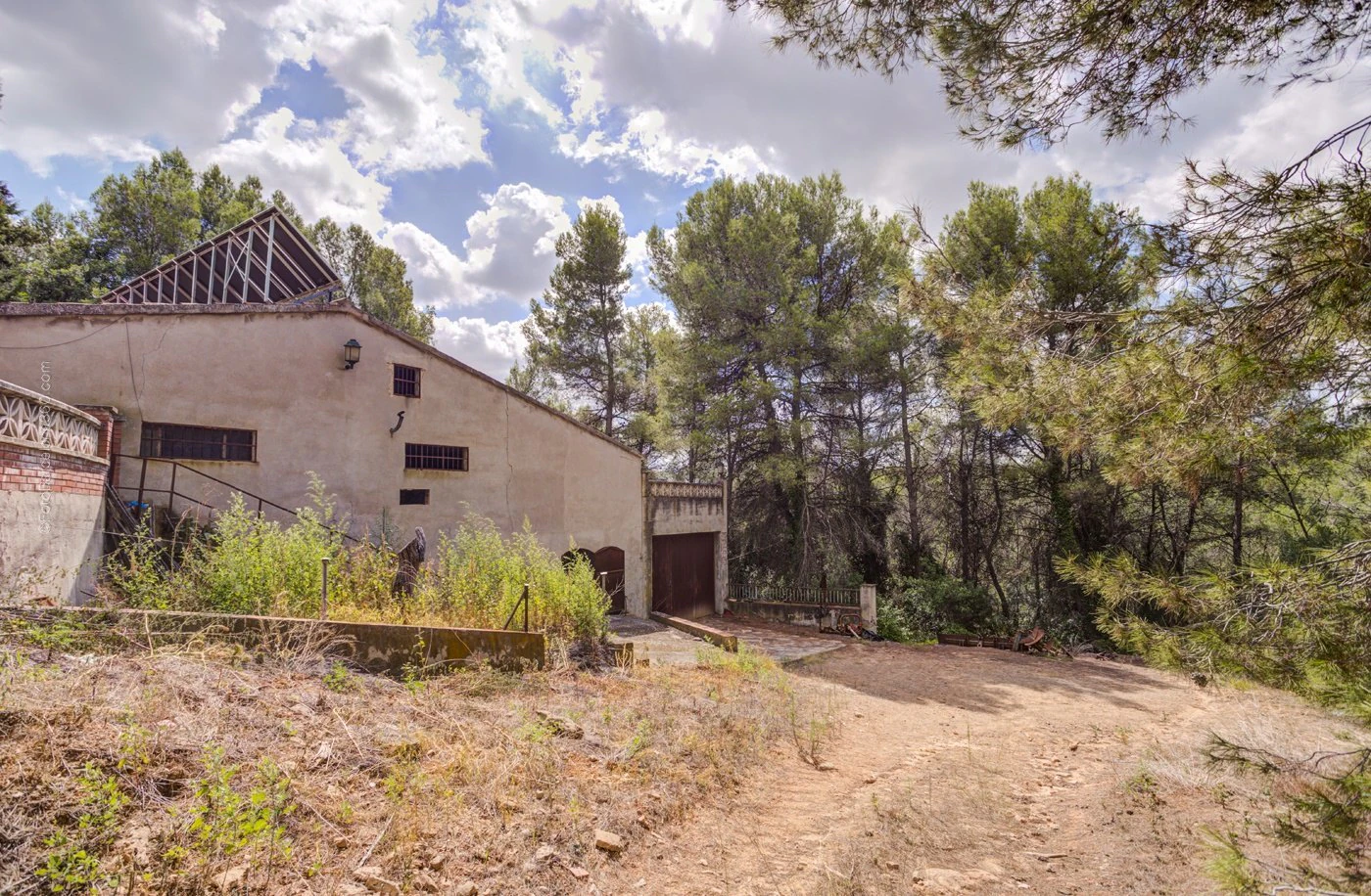 Masía en venta en Cabrera de Noia