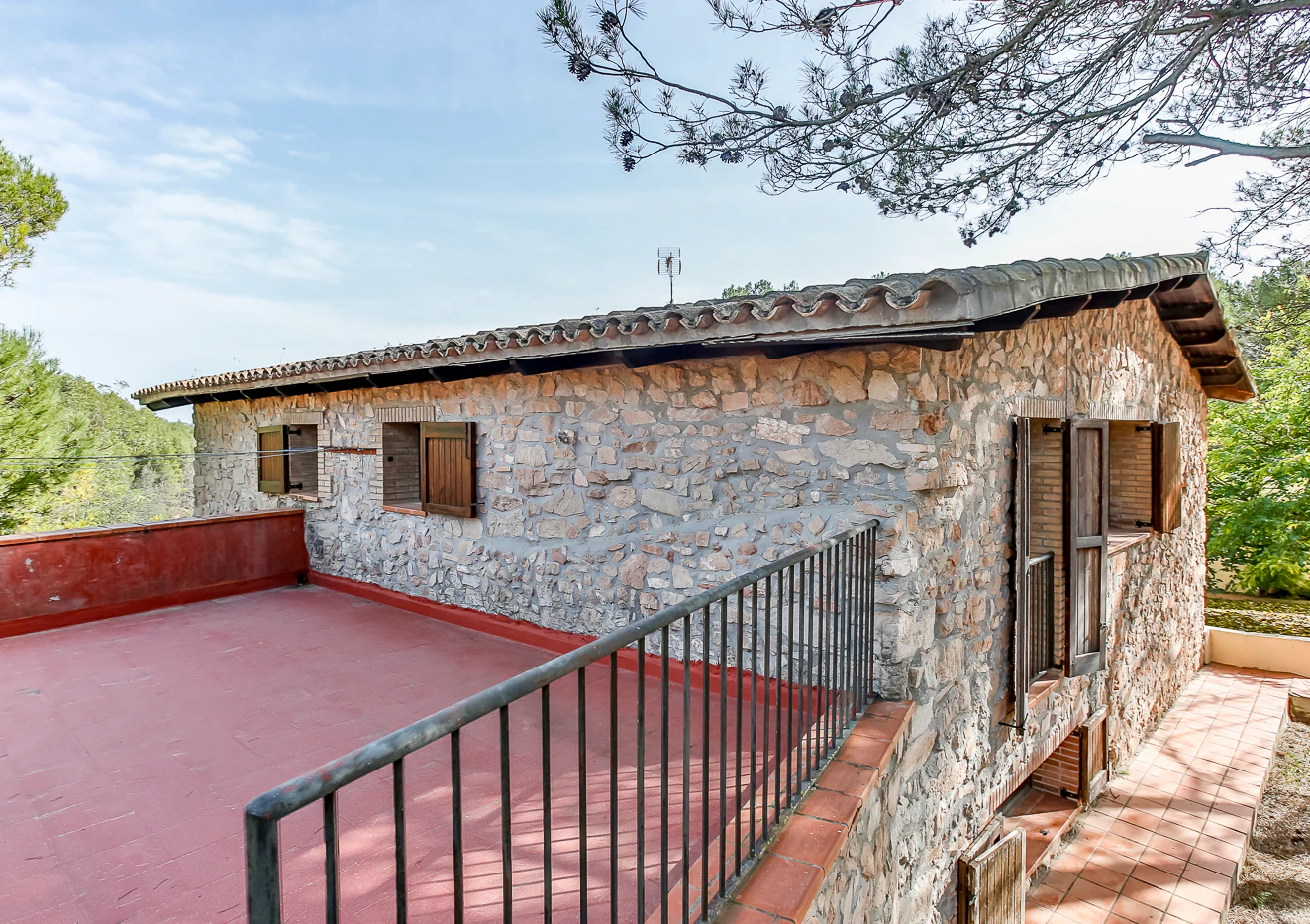 Preciosa masía restaurada con apartamento de invitados