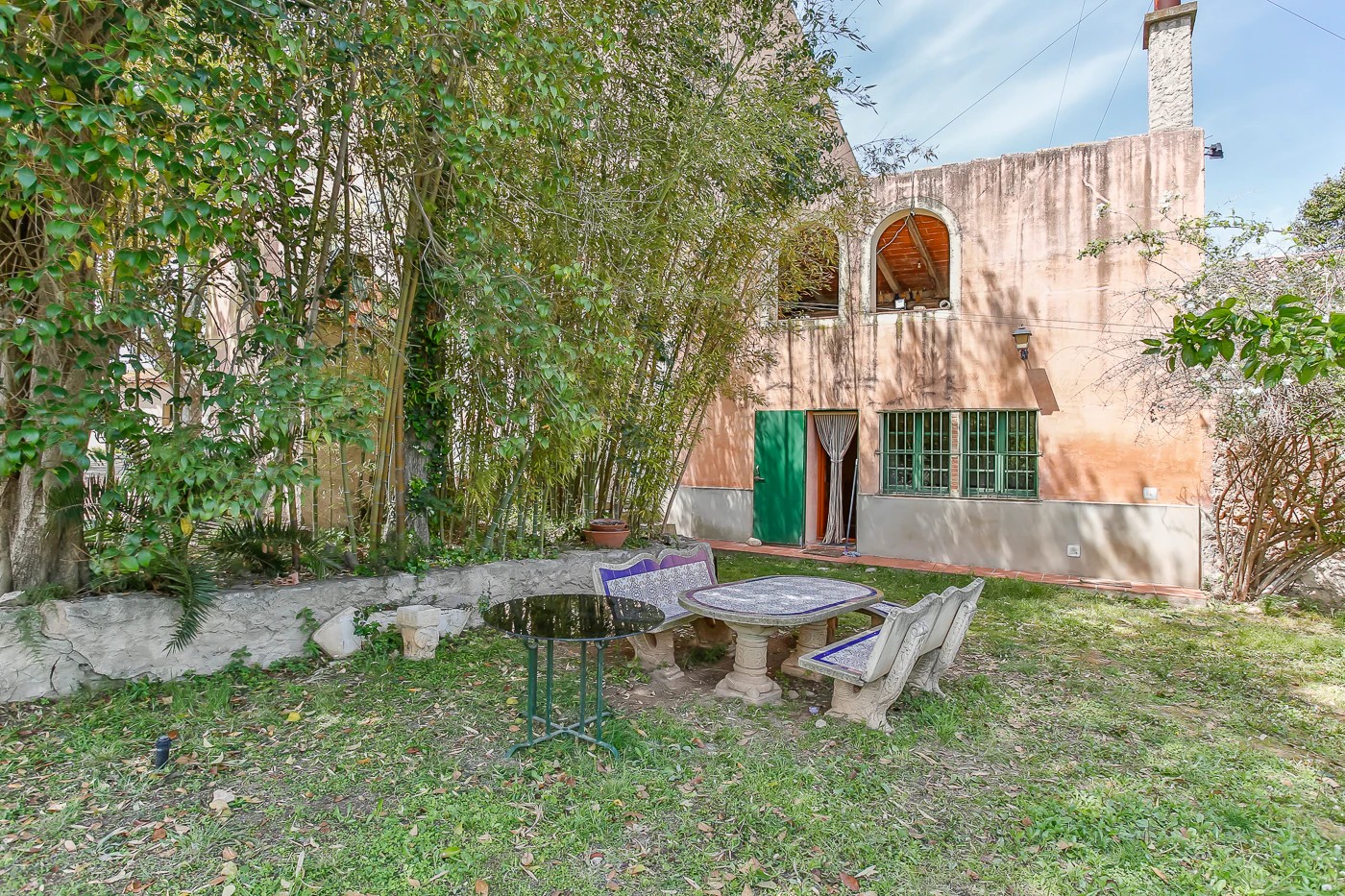 9663 - Espectacular finca rústica con masía estilo indiana
