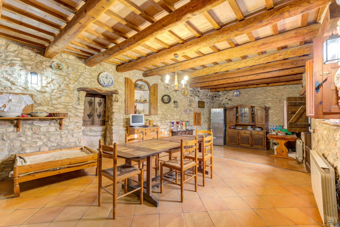 6903 - Preciosa masía en venta cerca de la playa