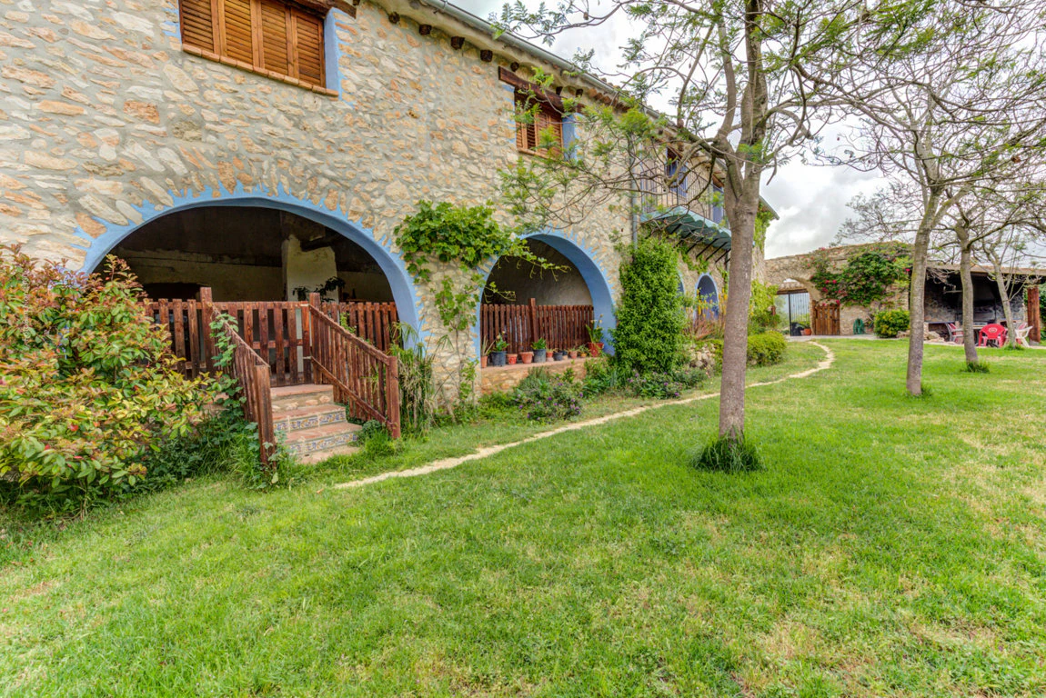 6903 - Preciosa masía en venta cerca de la playa