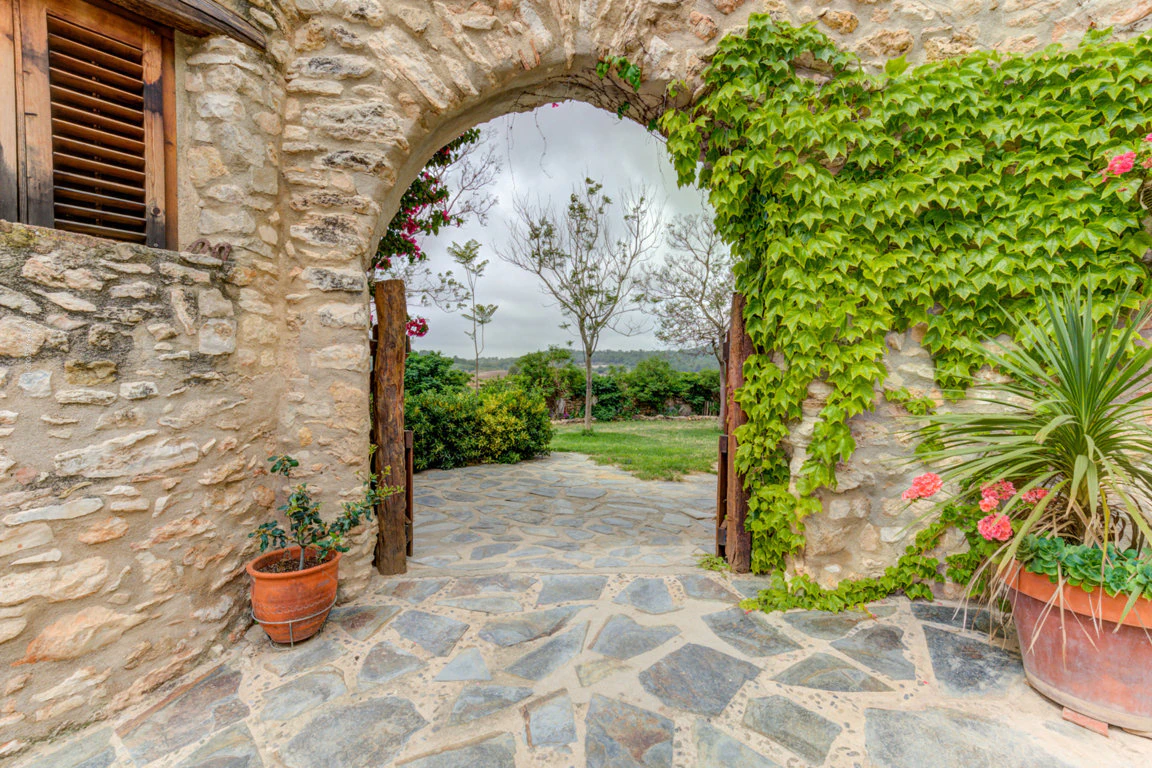 6903 - Preciosa masía en venta cerca de la playa