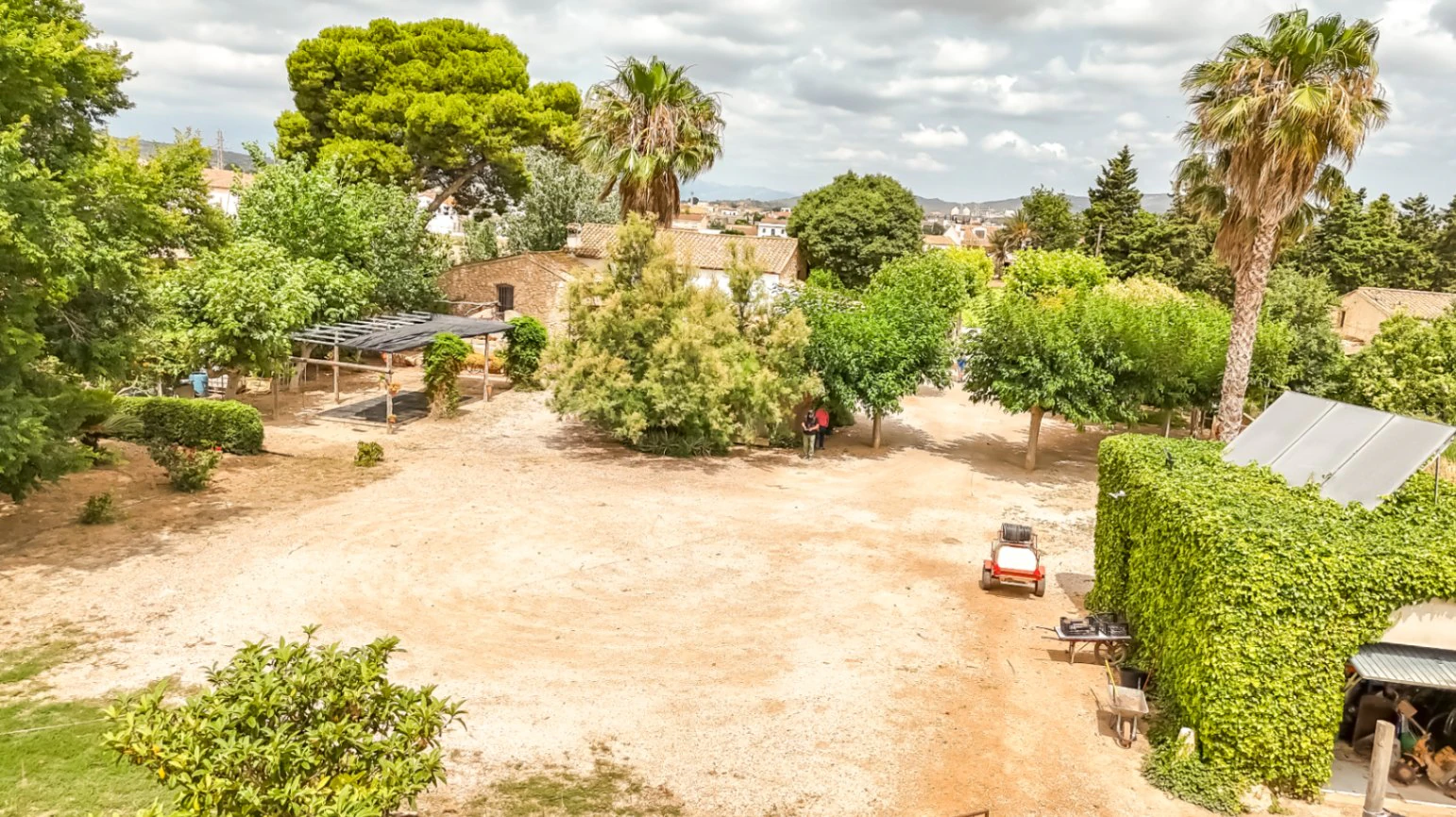 8345 - Masia-Restaurante con 6 habitaciones  en el Delta del Ebro