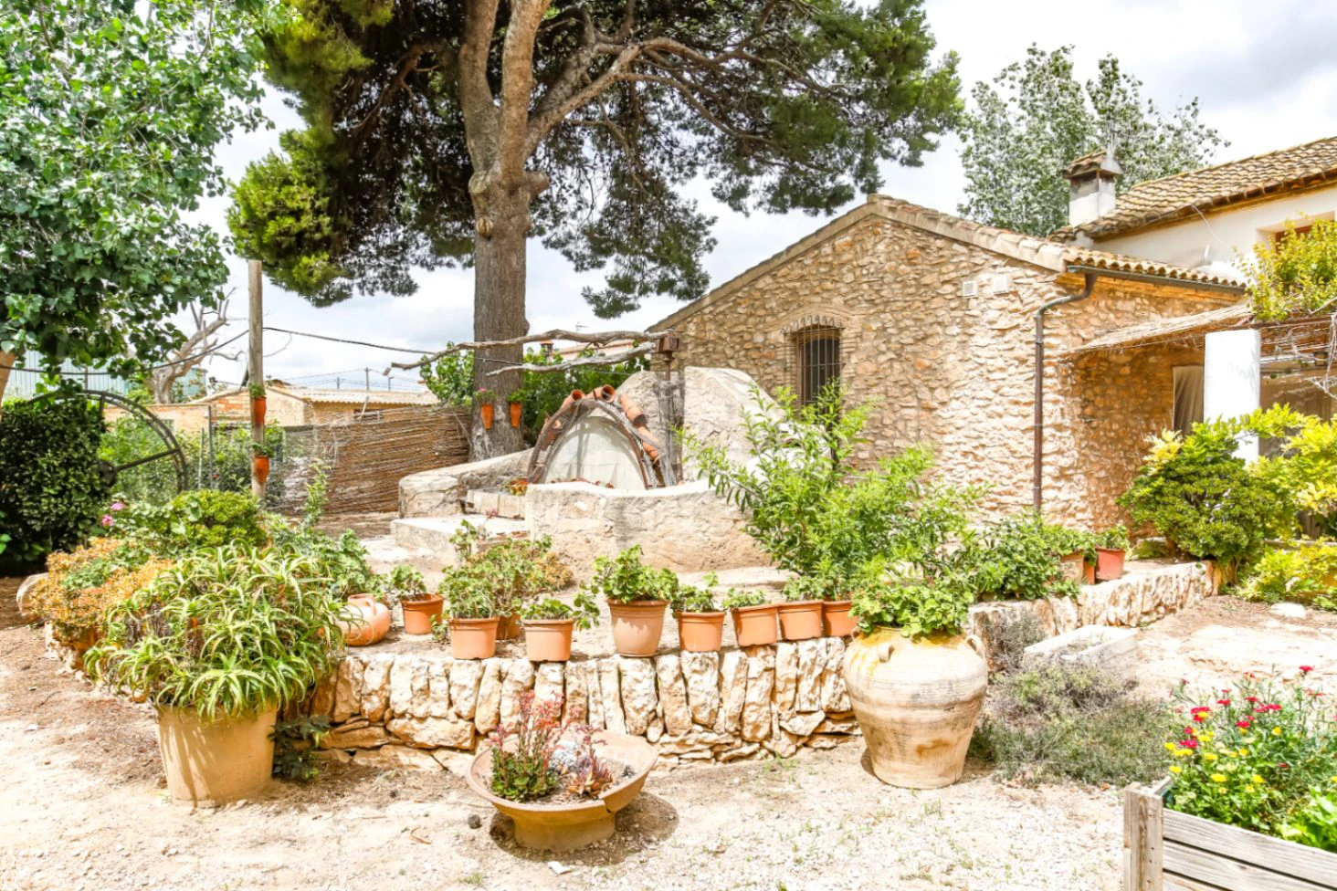 8345 - Masia-Restaurante con 6 habitaciones  en el Delta del Ebro