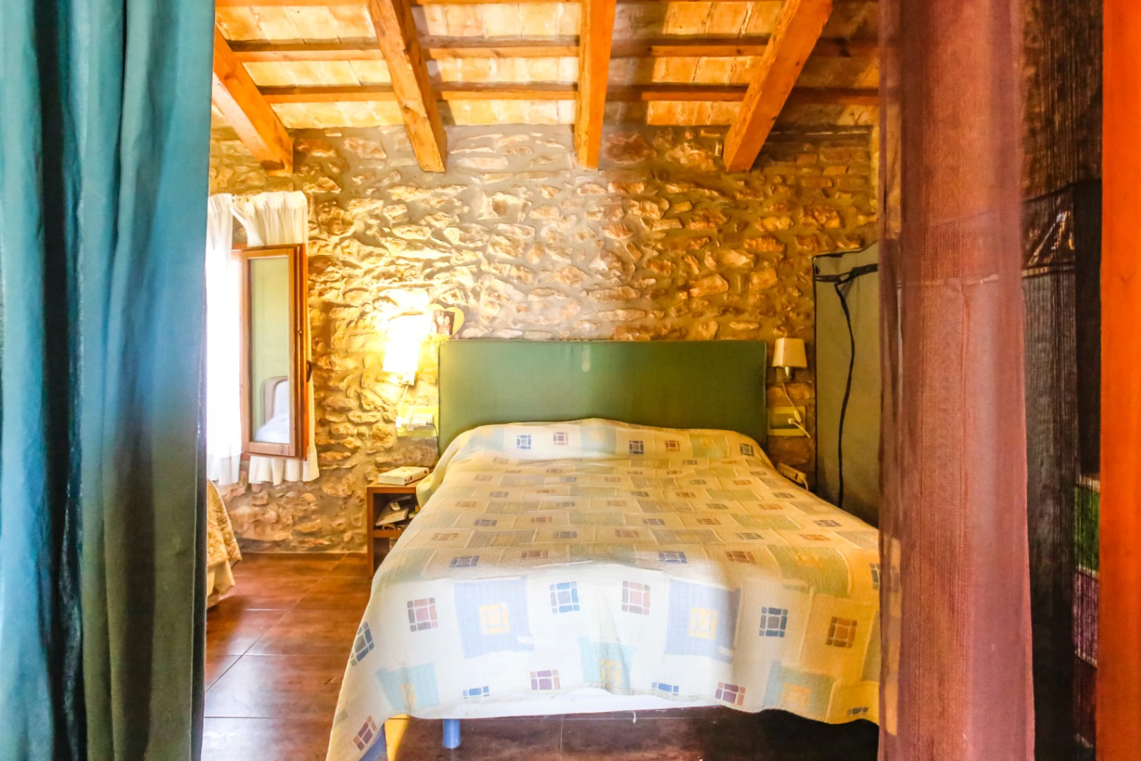 8345 - Masia-Restaurante con 6 habitaciones  en el Delta del Ebro