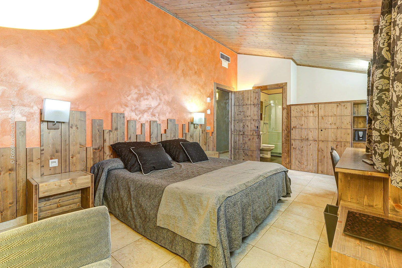9113 - Hotel en el Berguedà. 14 habitaciones
