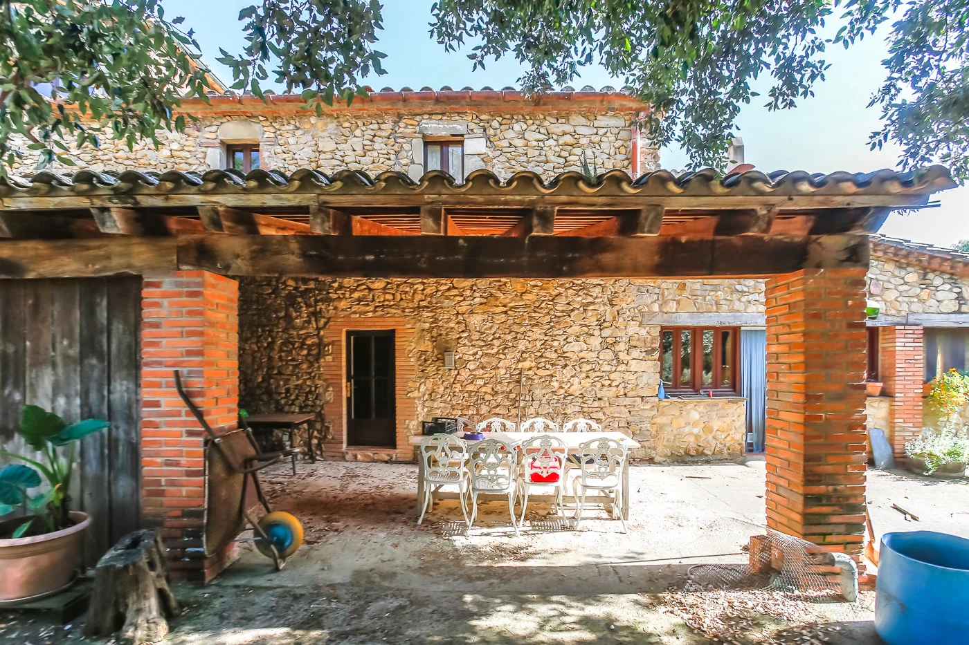 6352 - Masía con varias edificaciones en Sant Martí Vell