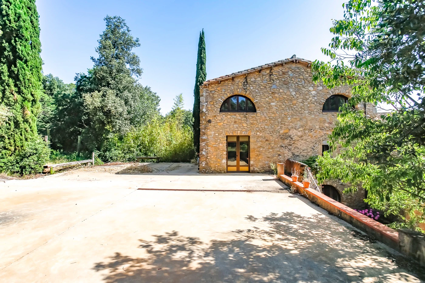 6352 - Masía con varias edificaciones en Sant Martí Vell