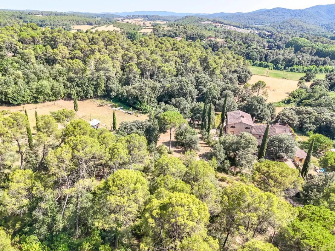 6352 - Masía con varias edificaciones en Sant Martí Vell