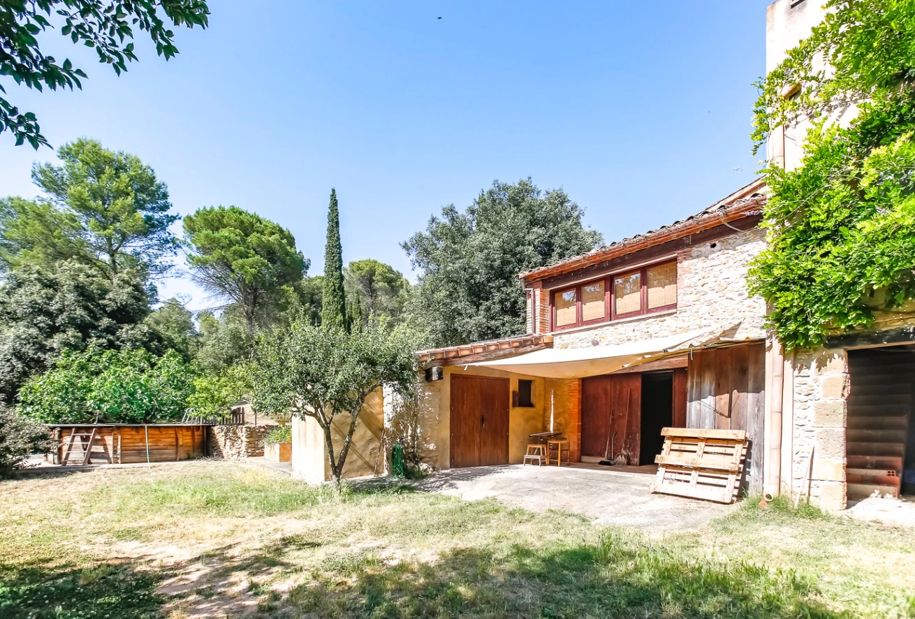 6352 - Masía con varias edificaciones en Sant Martí Vell