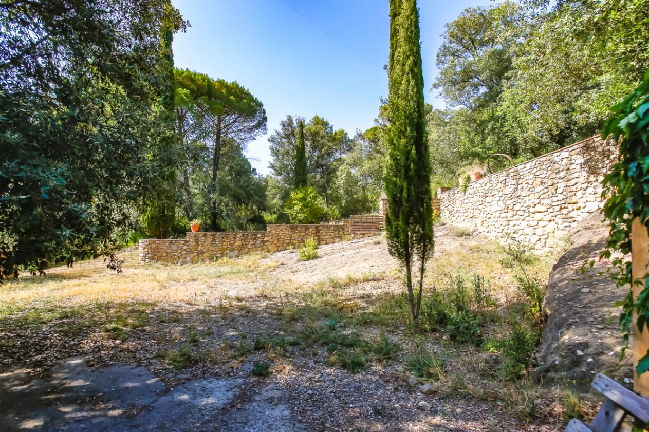 6352 - Masía con varias edificaciones en Sant Martí Vell