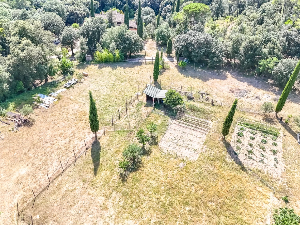 6352 - Masía con varias edificaciones en Sant Martí Vell