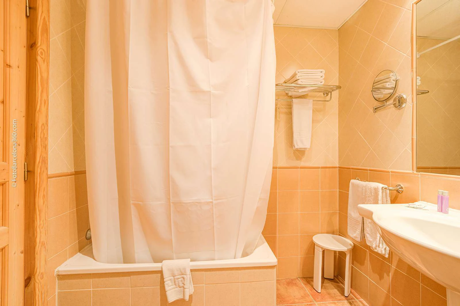 1246 - Hotel en La Molina. Totalmente equipado