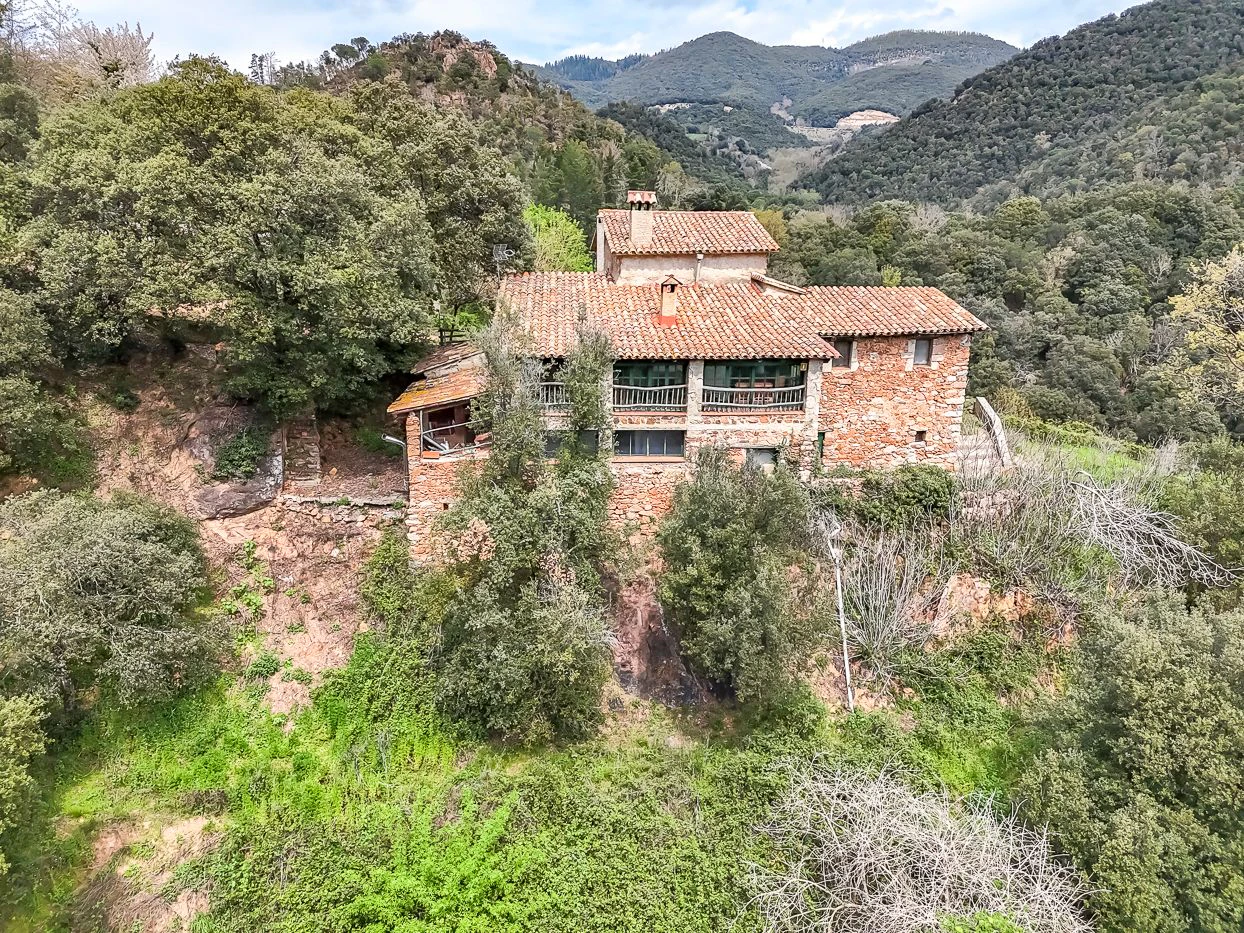 9997 - Masía con 23 hectáreas en el parque natural del Montseny