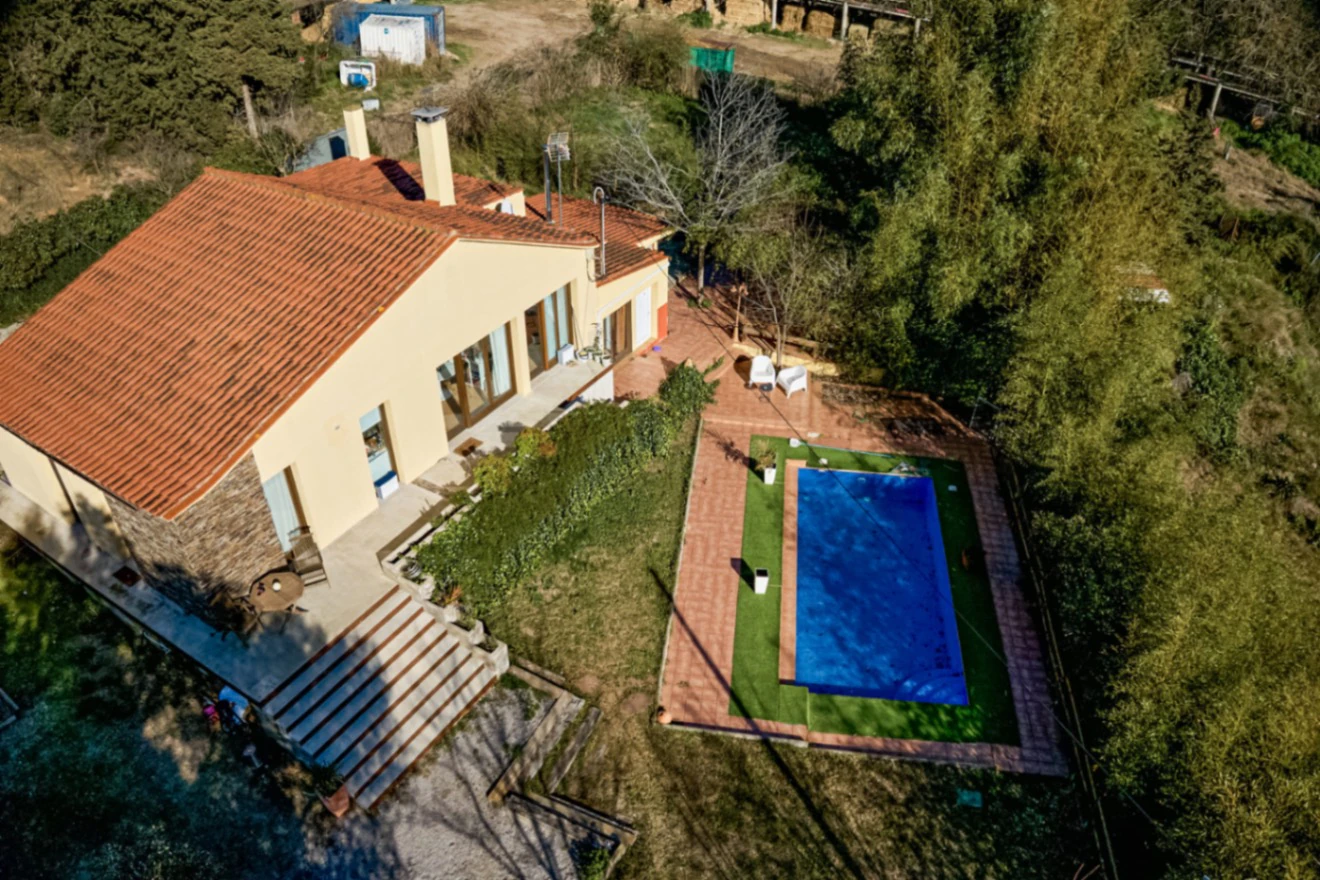 En venta magnífica hípica particular con vivienda en el Vallés