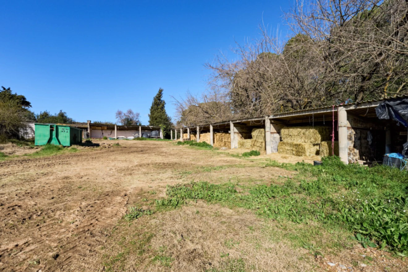 4320 - En venta magnífica hípica particular con vivienda en el Vallés