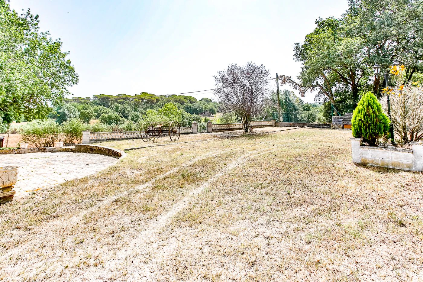 9769 - Masia en venda amb paller a prop del poble