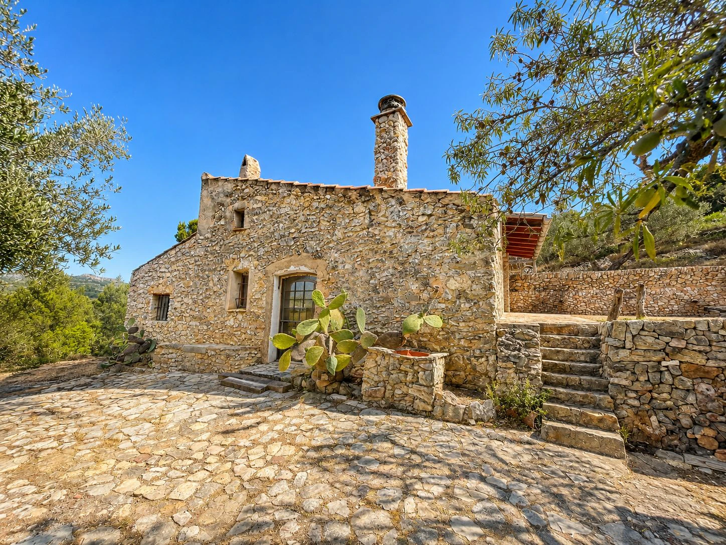 1896 - Encantadora casa rustica  de estilo mediterráneo con vistas al Mar