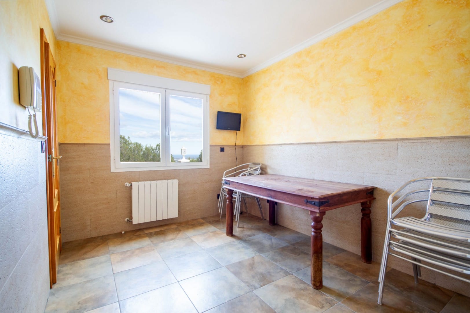 Villa en venta con 3 habitaciones y jardín en La Vall de Laguar
