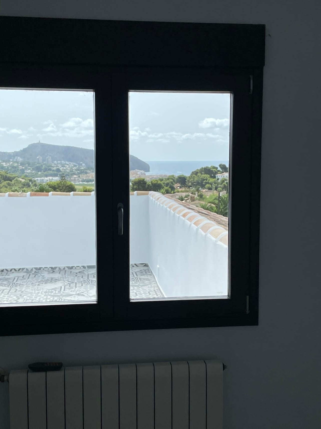 Preciosa villa en venta de estilo mediterráneo con vistas en Moraira