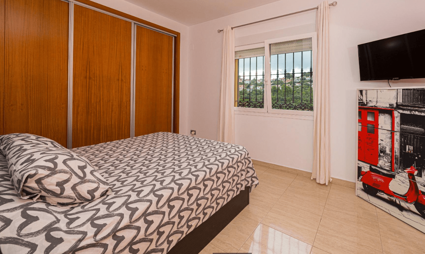 Maravillosa villa en venta en Orba