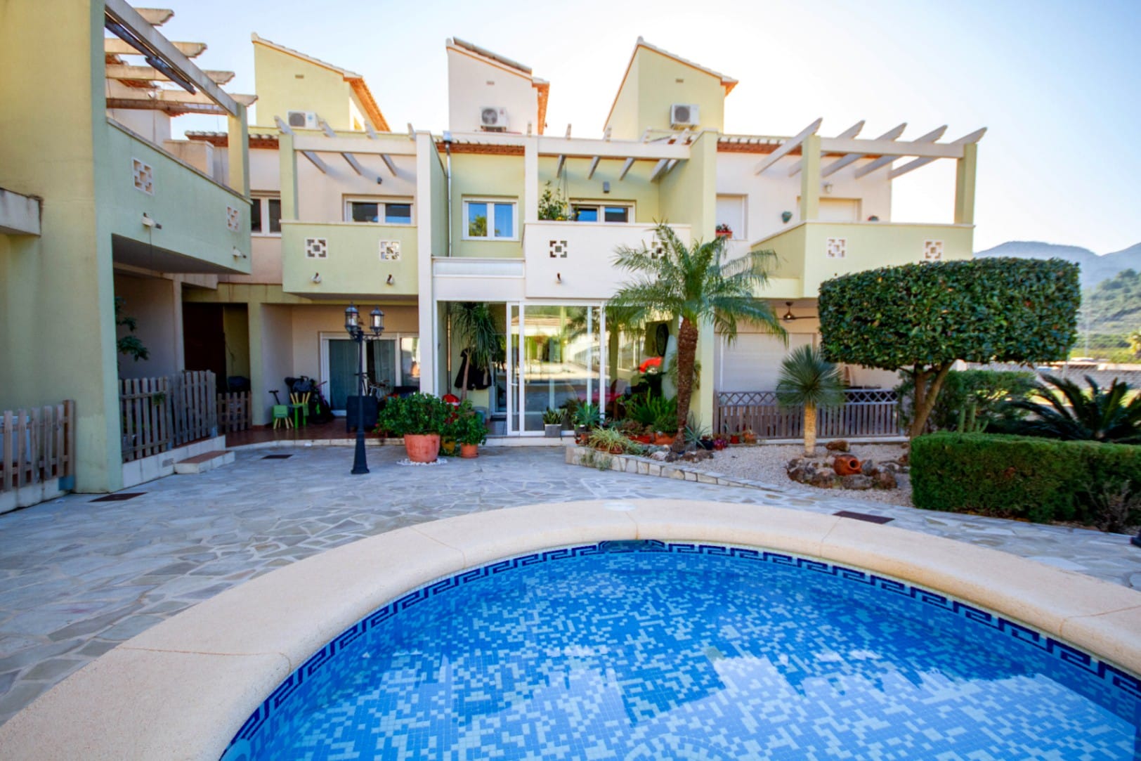 Casa adosada en venta en Ráfol de Almunia