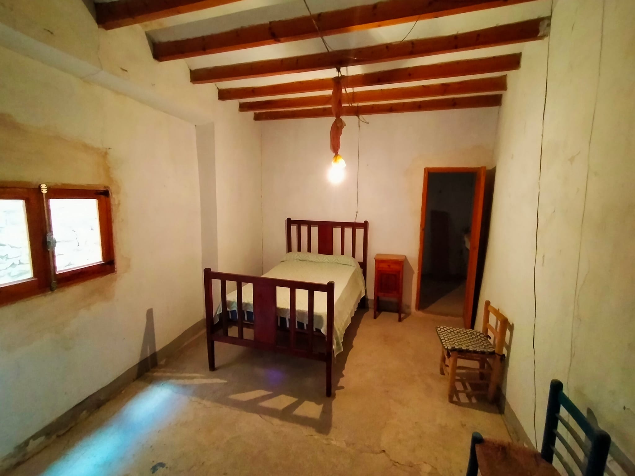 Gran casa de pueblo en Castell de Castells
