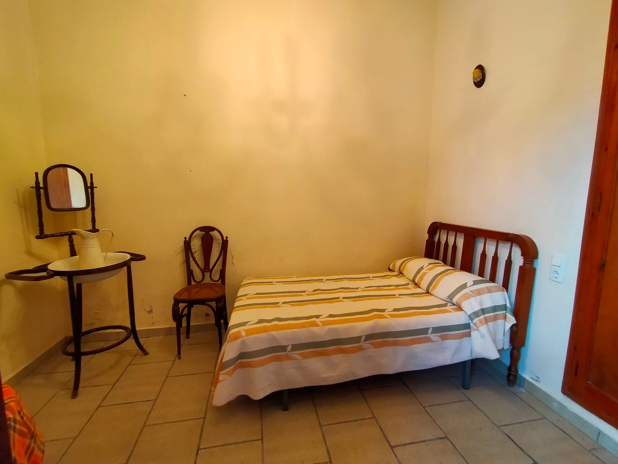 Gran casa de pueblo en Castell de Castells