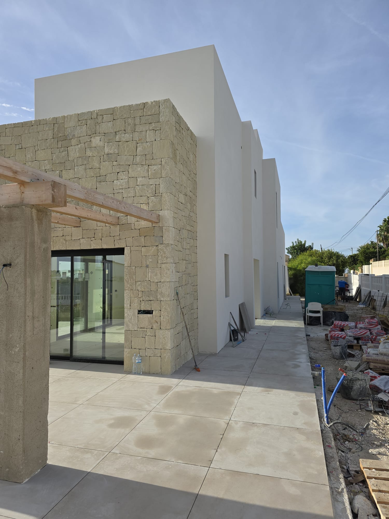 Villa de lujo y estilo moderno con vistas al mar y al Peñón en Calpe