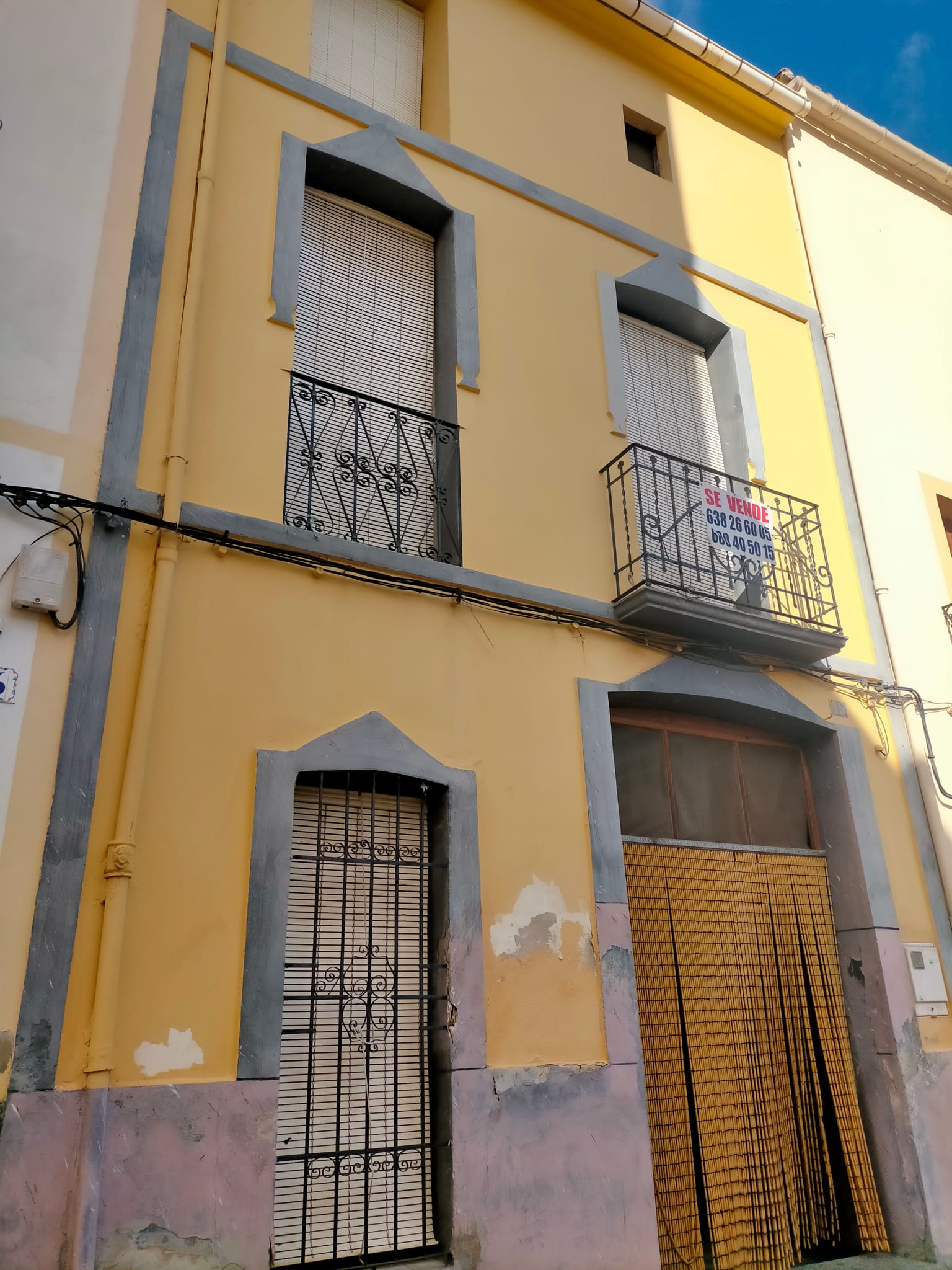 Gran casa de pueblo en Castell de Castells