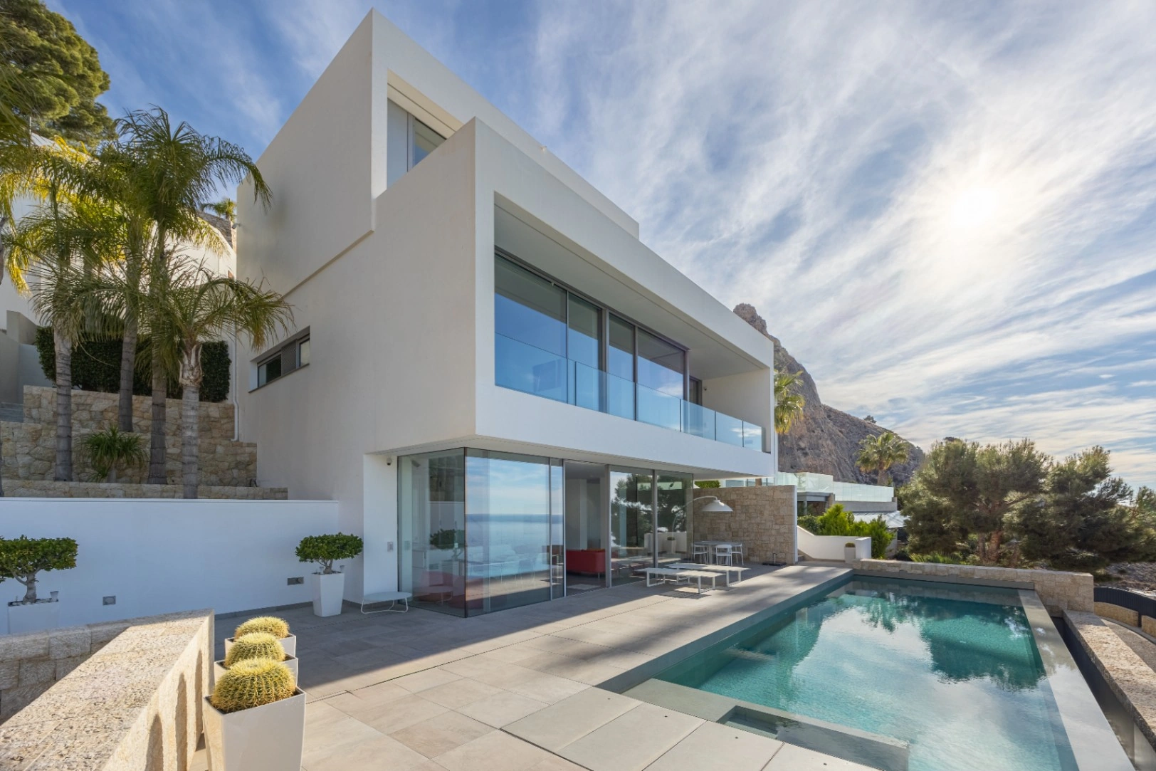 Villa moderna con vistas al mar en venta en Altea