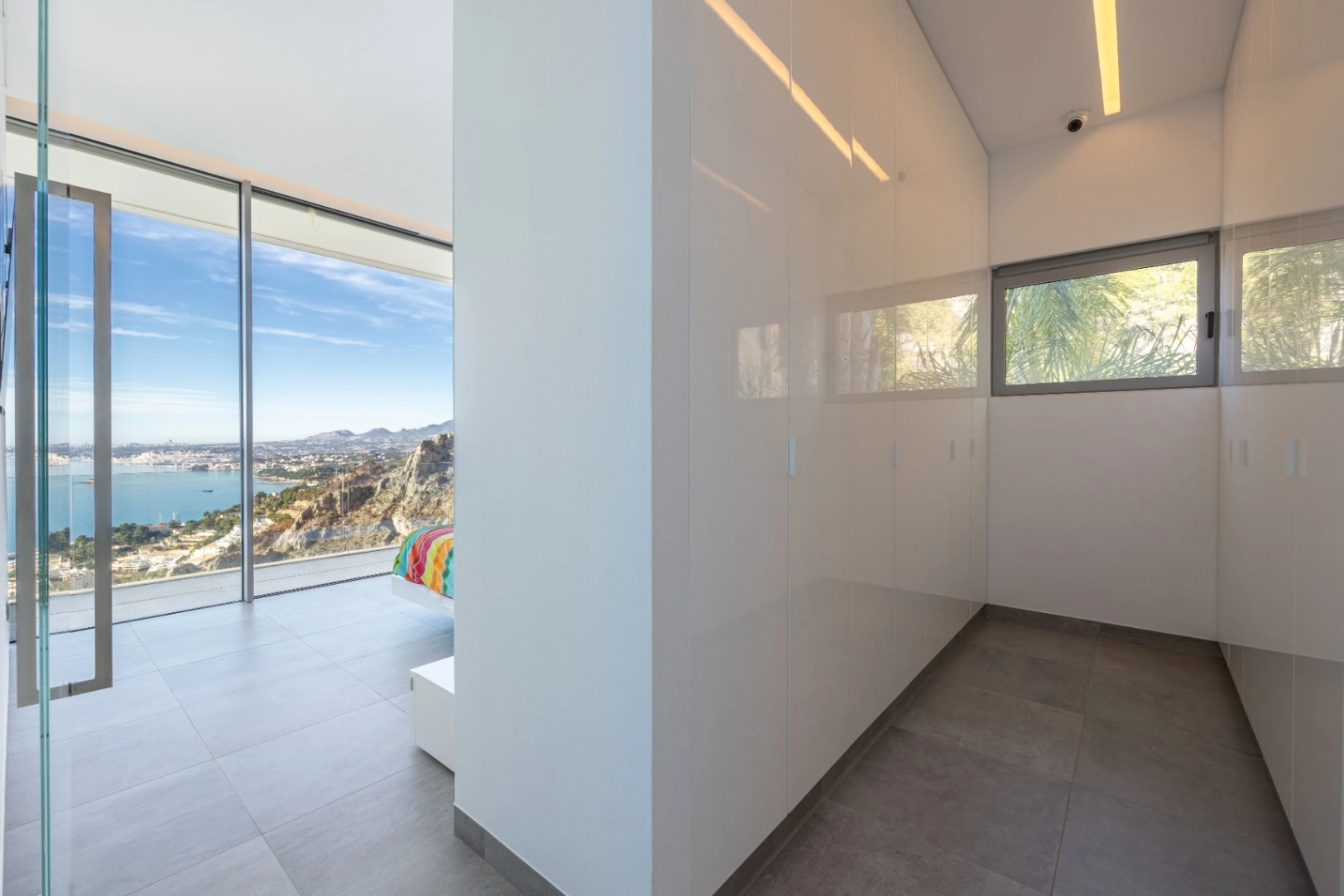 Villa moderna con vistas al mar en venta en Altea
