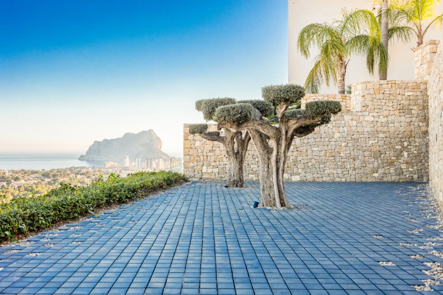 Modern design villa for sale in Benissa with stunning sea views.