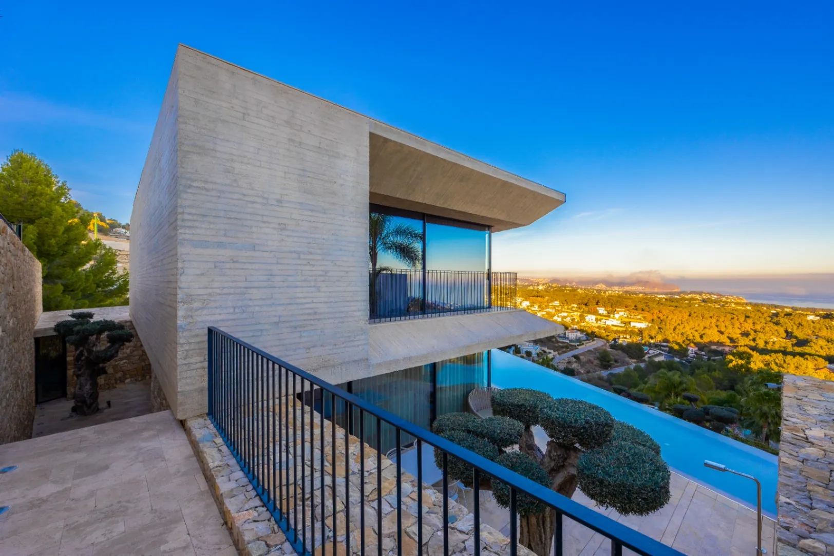 Modern design villa for sale in Benissa with stunning sea views.
